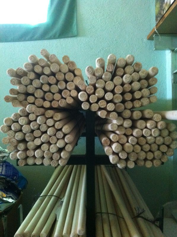 Mangos de rastrillos de madera